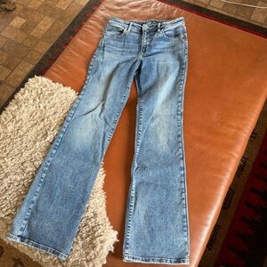 Classic Women's Light Blue bootcut Jeans